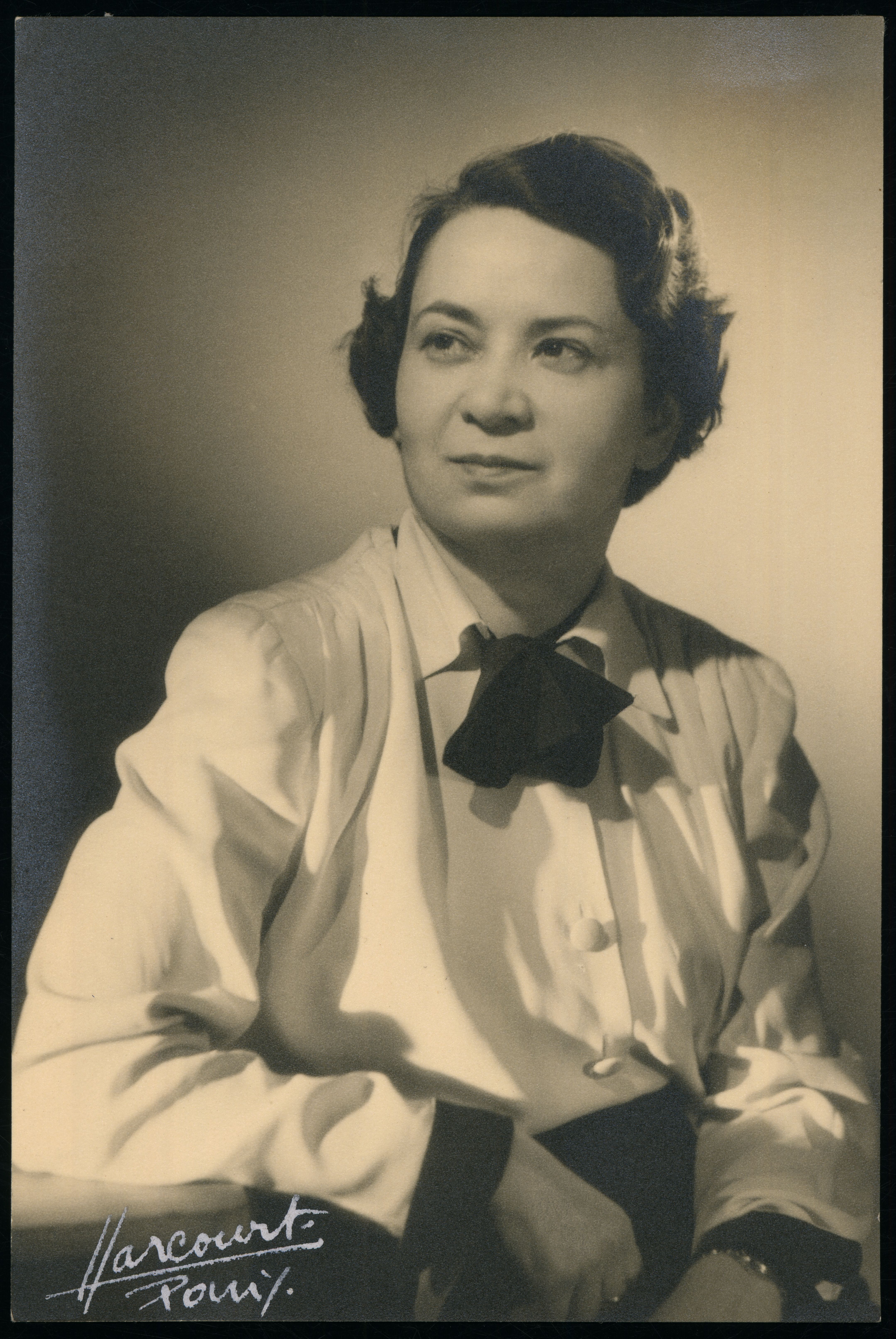 Portrait D'Yvonne Oddon